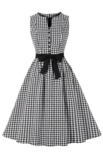 Vestido de balanço de xadrez preto de 1950